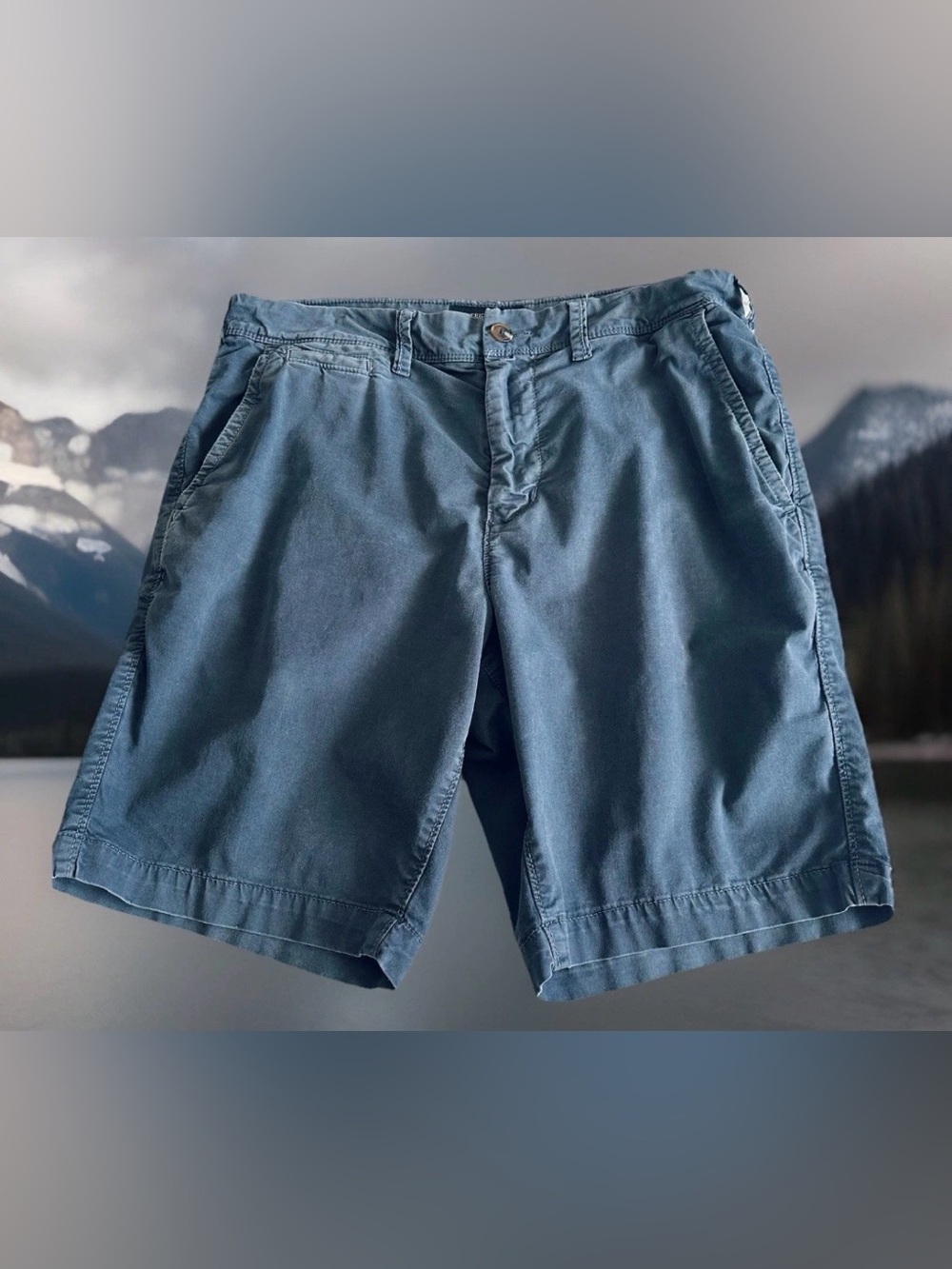 American Eagle Classic Men's 32 Knee Length Next Level Flex Shorts Navy Blue